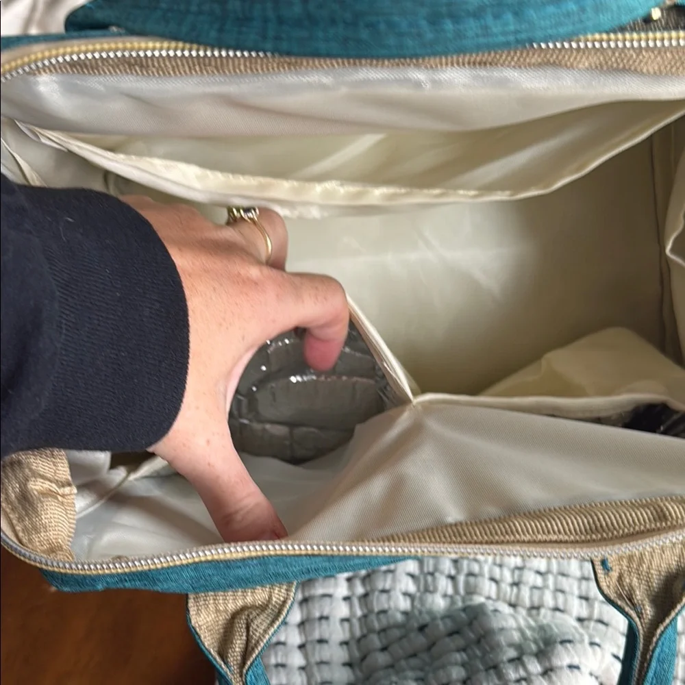 Pump bag with cooler